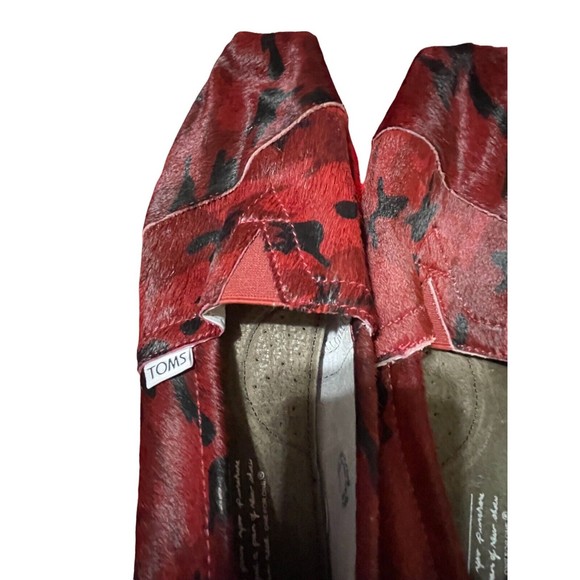 TOM’S for Neiman Marcus Men’s Red and Black Calf Hair Camouflage Slip On Shoes 8 main image 4